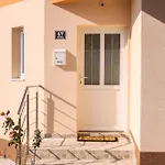 דירה Nadalina
