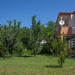 דירה Nadalina